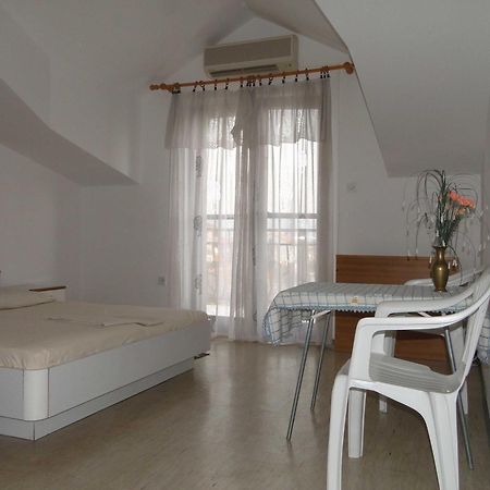 Apartments Majic Trogir Buitenkant foto